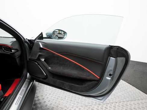 Certified 2024 Ferrari Roma image 27