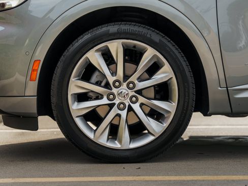 Used 2023 Buick Envision Avenir AWD/4WD image 28