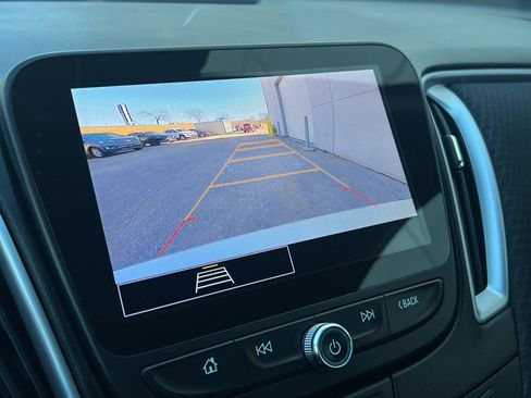 Used 2023 Chevrolet Malibu LT image 22