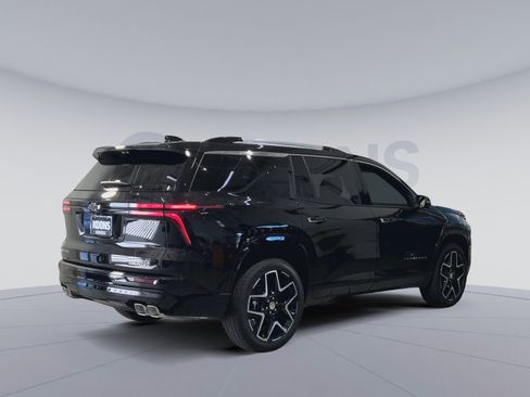 New 2026 Chevrolet Traverse High Country FWD image 11