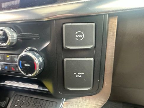 Used 2025 Ford F150 King Ranch AWD/4WD image 29