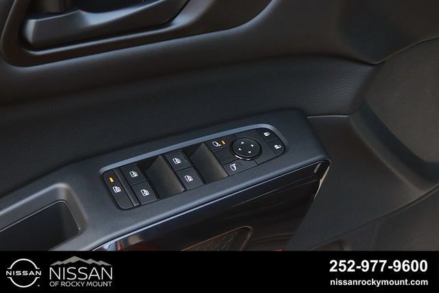 Certified 2026 Nissan Pathfinder SV FWD image 10