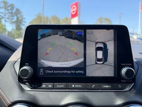 Used 2022 Nissan Sentra SR w/ SR Premium Package image 27