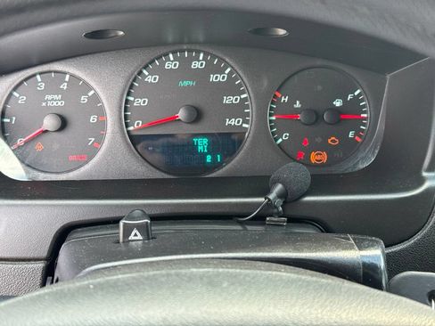 Used 2011 Chevrolet Impala LS FWD image 11