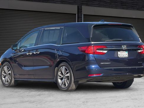 Used 2023 Honda Odyssey Touring image 6