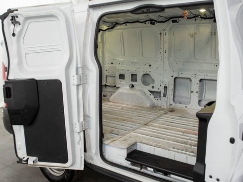 Used 2017 Ford Transit 150 130 Low Roof RWD image 10
