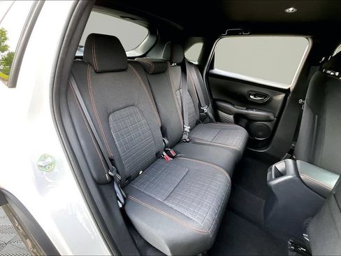 Certified 2024 Honda HR-V Sport image 17