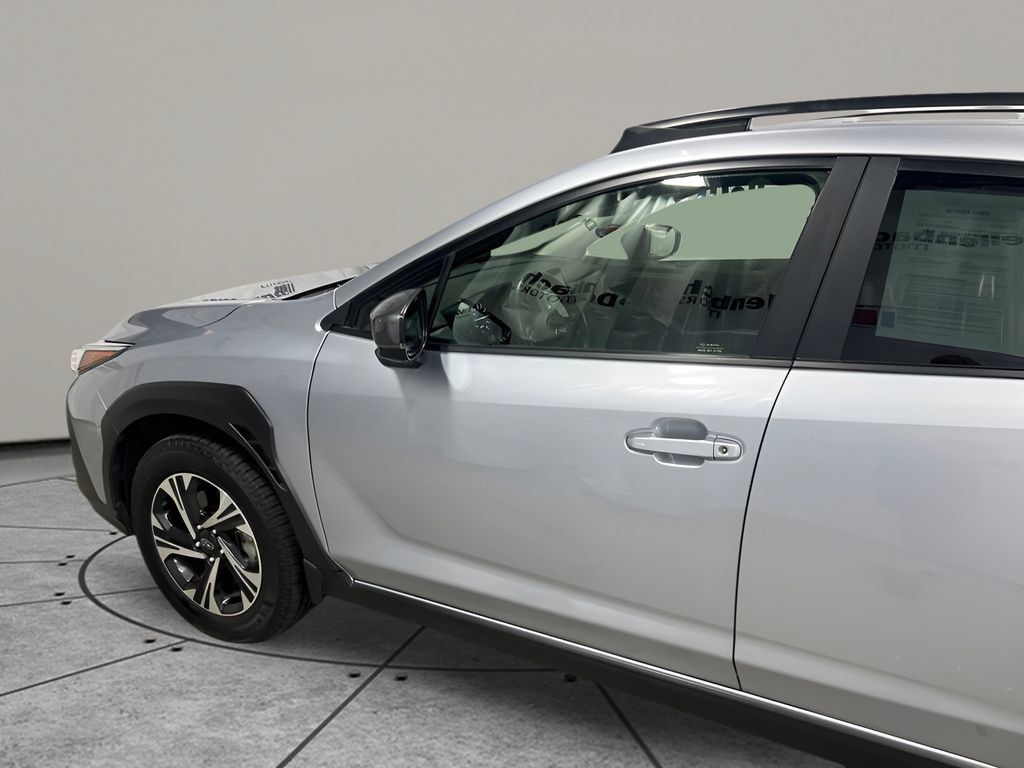 Used 2024 Subaru Crosstrek 2.0i Premium AWD/4WD image 16