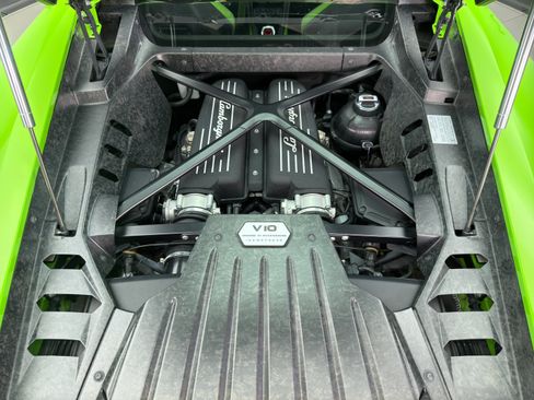 Used 2016 Lamborghini Huracan LP 610-4 AWD/4WD image 20