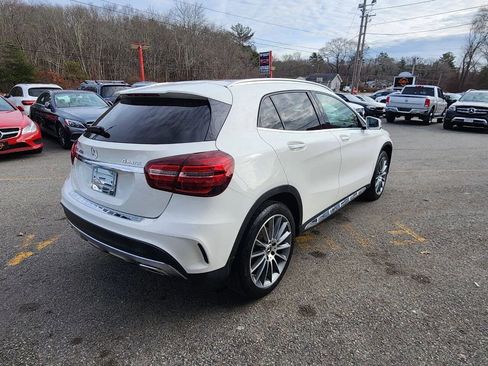 Used 2019 Mercedes-Benz GLA 250 GLA 250 4MATIC Sport Utility 4 image 4