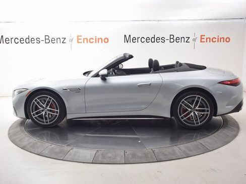 Used 2025 Mercedes-Benz SL 55 AMG 4MATIC image 4