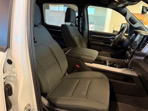 Used 2025 RAM 1500 Big Horn w/ Night Edition AWD/4WD image 7