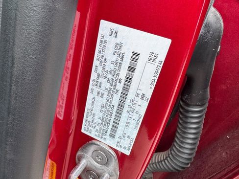 Certified 2020 Ford Escape Titanium image 24