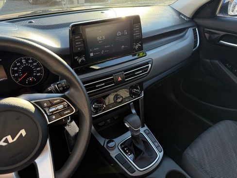 Certified 2023 Kia Seltos LX image 35