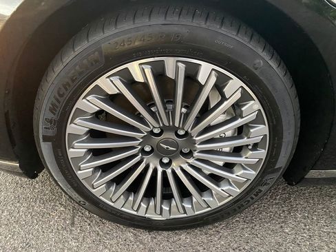 Used 2024 Genesis Electrified G80 Advanced image 9