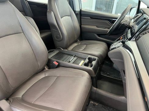 Used 2018 Honda Odyssey Elite image 15