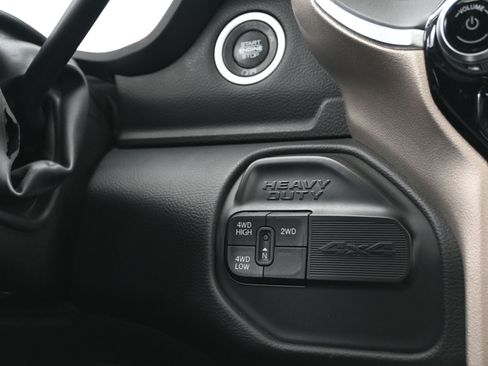 Used 2019 RAM 2500 Laramie image 38