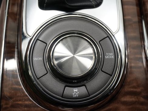 Used 2020 Nissan Armada SL w/ Premium Package image 26