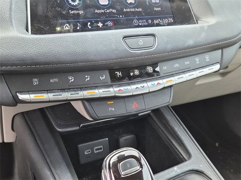 Certified 2023 Cadillac XT4 Luxury image 29