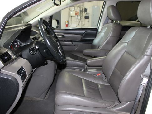 Used 2016 Honda Odyssey EX-L image 22