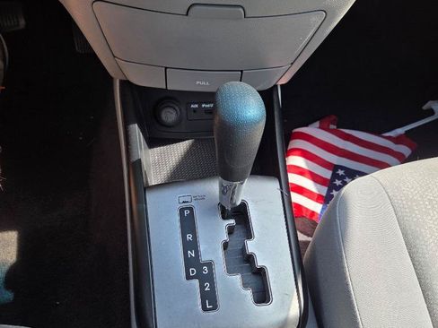 Used 2010 Hyundai Elantra GLS FWD image 13