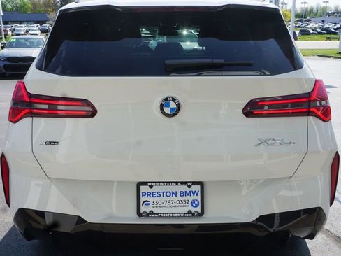 New 2026 BMW X3 xDrive30 w/ M Sport Package AWD/4WD image 4