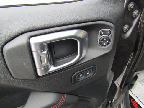 Used 2021 Jeep Wrangler Unlimited Rubicon image 22