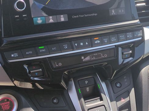 Used 2025 Honda Odyssey EX-L image 28