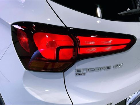 Used 2024 Buick Encore GX Preferred image 22