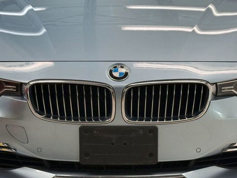 Used 2013 BMW 328i xDrive Sedan AWD/4WD image 5