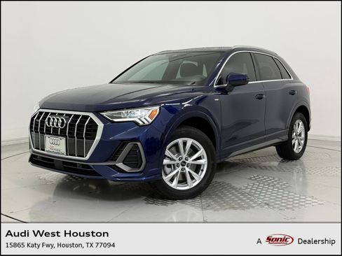 Used 2025 Audi Q3 2.0T Premium w/ Convenience Package image 1