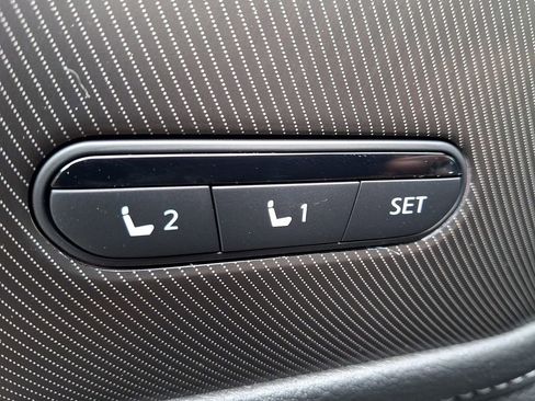 New 2026 INFINITI QX80 Luxe image 12