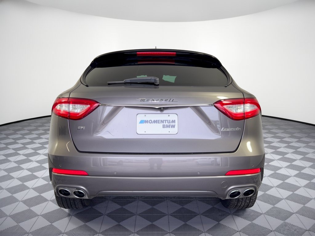 Used 2019 Maserati Levante AWD/4WD image 11