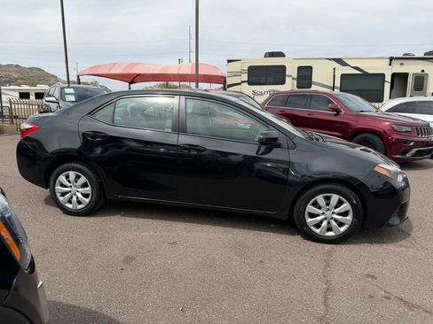 Used 2014 Toyota Corolla LE image 4