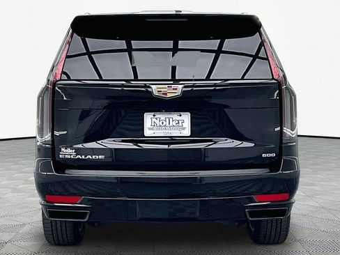 Used 2024 Cadillac Escalade Sport AWD/4WD image 4