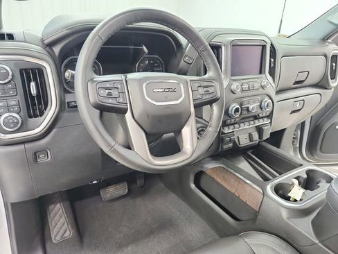 Used 2023 GMC Sierra 3500 Denali w/ Denali Ultimate Package AWD/4WD image 18