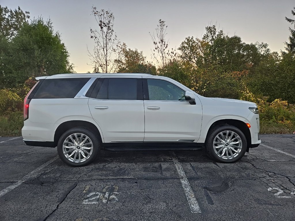 Certified 2024 Cadillac Escalade Premium Luxury w/ LPO, Floor Liner Package AWD/4WD image 6