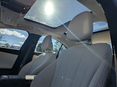 Used 2025 Mercedes-Benz E 350 E 350 image 4