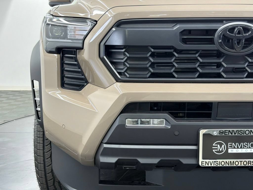 New 2026 Toyota Tacoma TRD Off-Road w/ TRD Off Road Upgrade Package AWD/4WD image 8