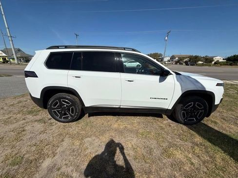 New 2026 Jeep Cherokee Limited image 7