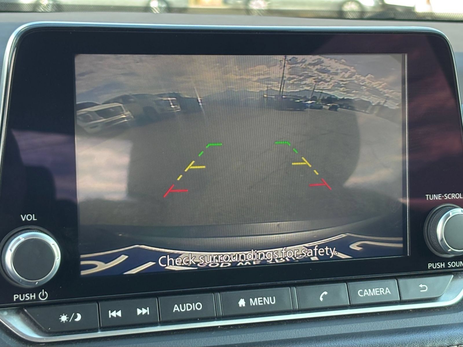 Used 2023 Nissan Rogue S AWD/4WD image 22