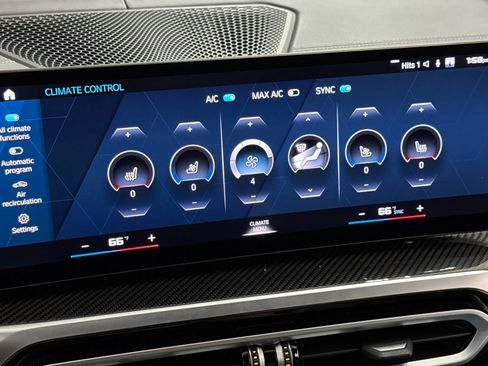 Used 2023 BMW M3 Sedan w/ M Carbon Exterior Package image 25