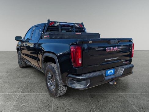 Used 2024 GMC Sierra 1500 AT4X image 5