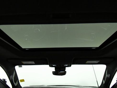 Used 2024 GMC Sierra 3500 Denali Ultimate image 26