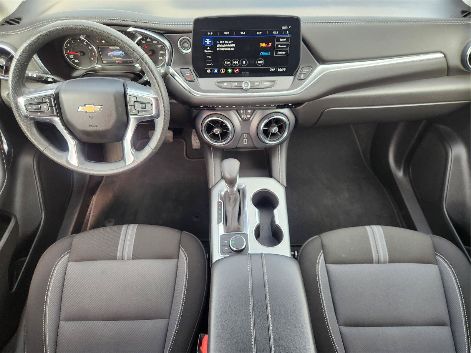 Used 2026 Chevrolet Blazer LT FWD image 26