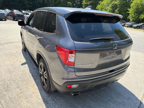 Used 2021 Honda Passport Sport image 9
