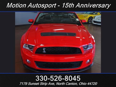 Used 2011 Ford Mustang Shelby GT500 w/ SVT Performance Pkg image 4