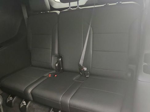 Certified 2025 Buick Enclave Preferred image 26