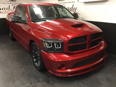 Used 2006 Dodge Ram 1500 Truck 2WD Quad Cab w/ Communication Pkg image 2