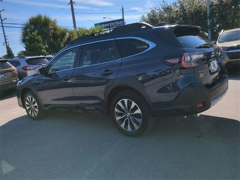 Used 2023 Subaru Outback Limited image 7